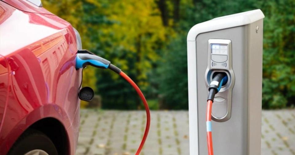 Factors to Consider When Choosing an EV Charging Station